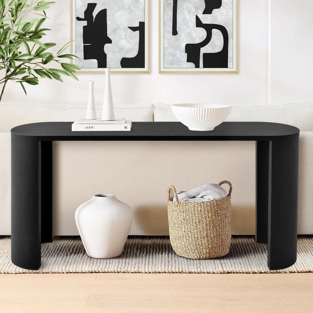 Streamlined entrance console