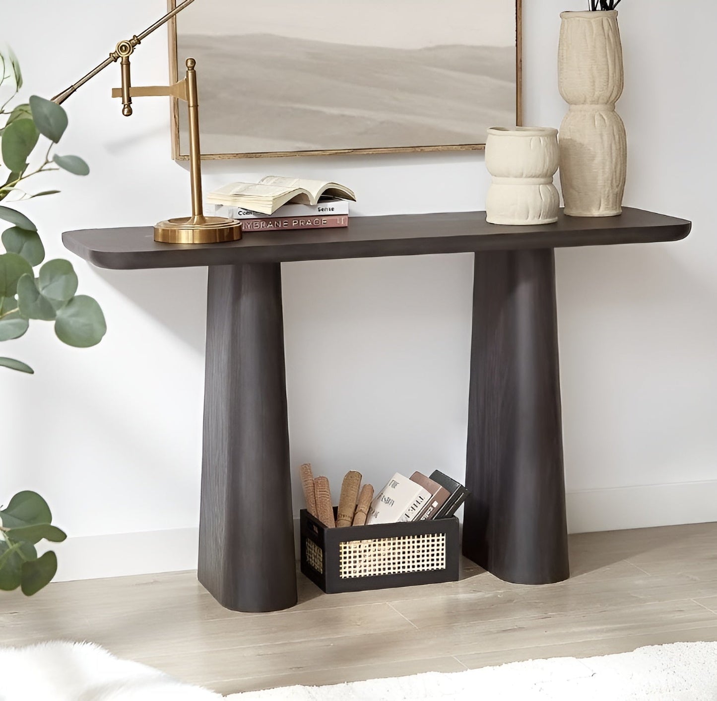 Beautifully designed entry console