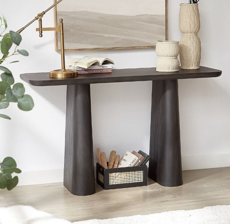 Beautifully designed entry console
