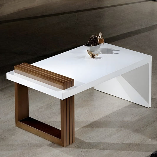 طاولة فيتوريا الانيقة