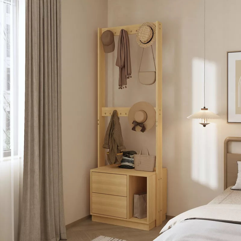 علاقة ملابس مميزة