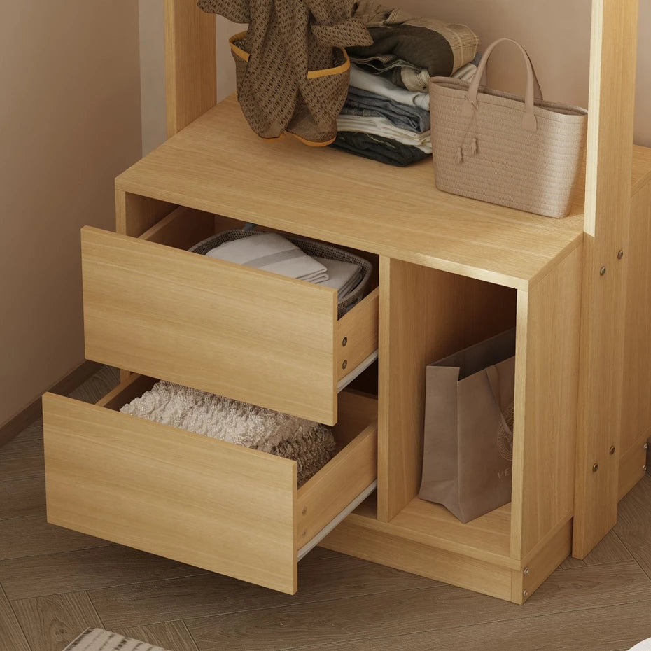 علاقة ملابس مميزة