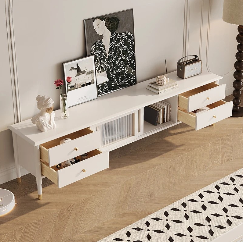 Classic European design TV table