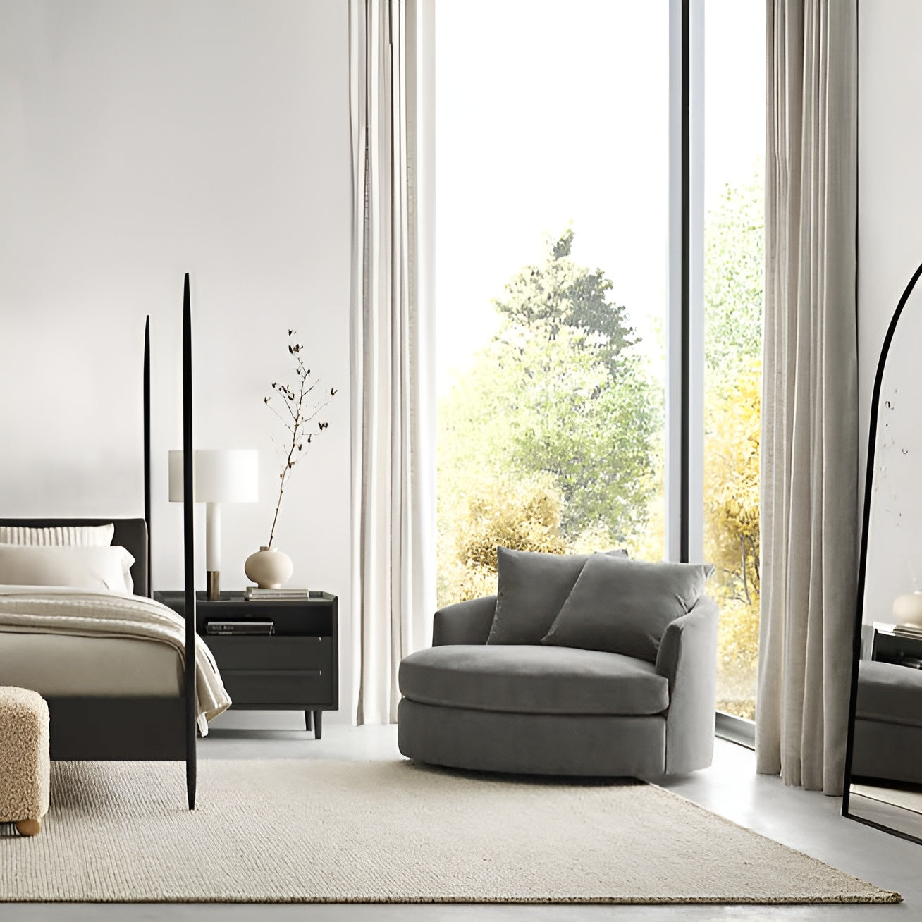 Elegant distinctive chair