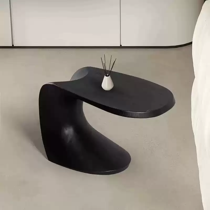 طاولة جانبية حديثة
