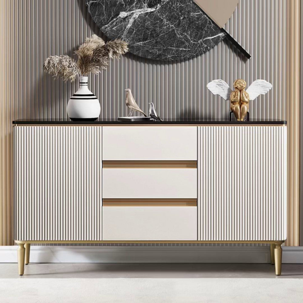 Modern wardrobe with a luxurious touch 
