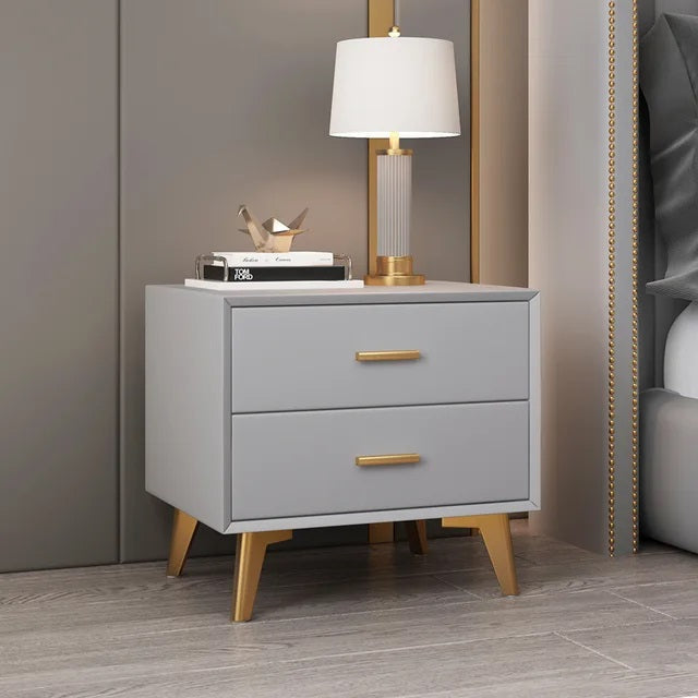 Elegantly designed chest of drawers 