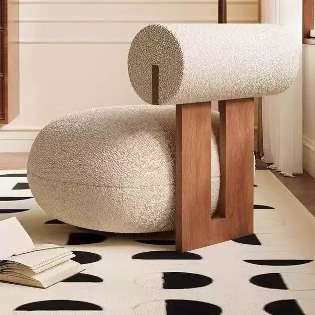 كرسى بتصميم حديث