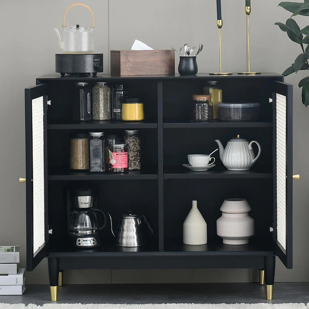 Elegant and distinctive wardrobe