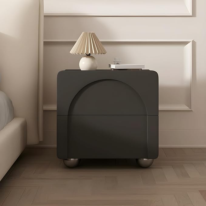 Chest of drawers with a simple, modern design 