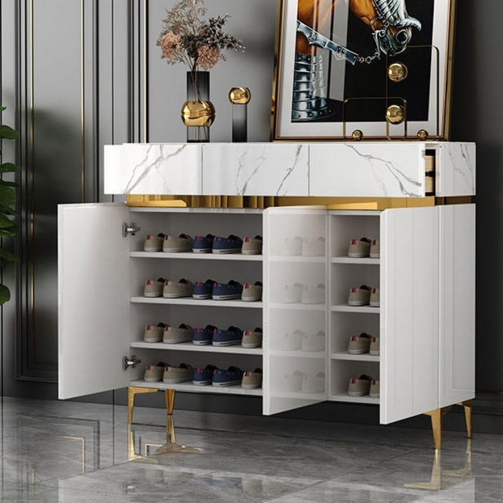 Elora's Luxury Wardrobe