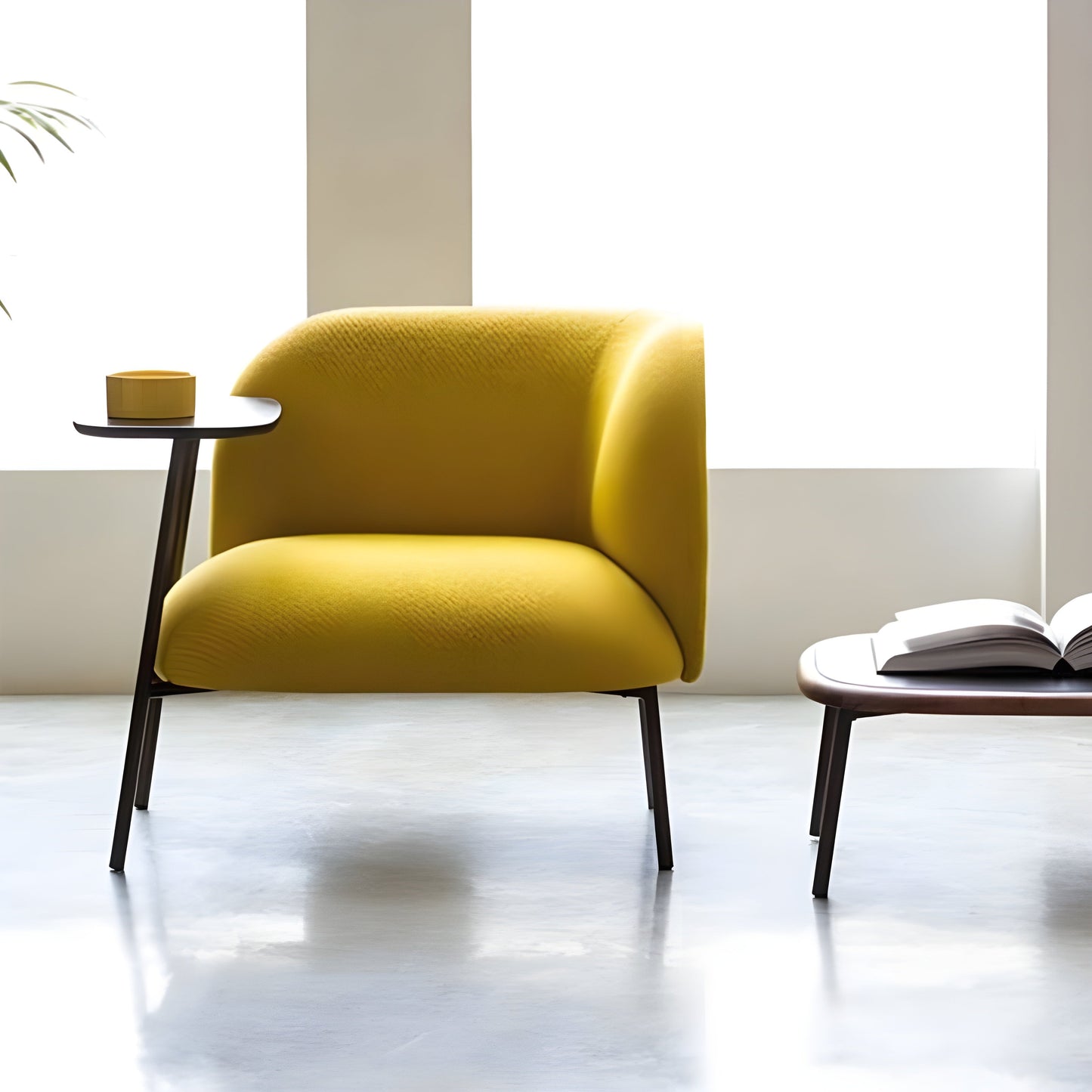 كرسي مع طاولة جانبية مميزة