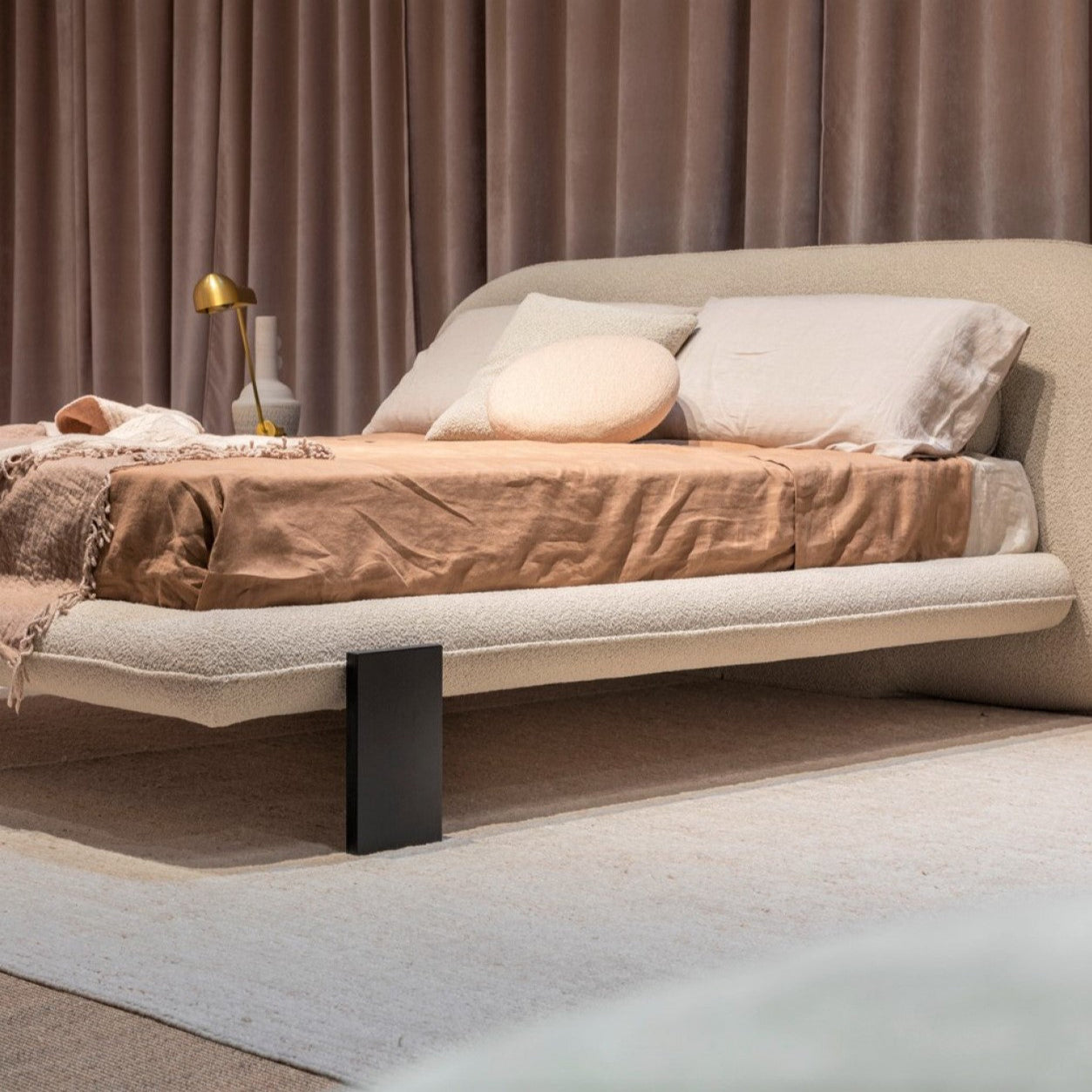 سرير ڤينتو الراقي