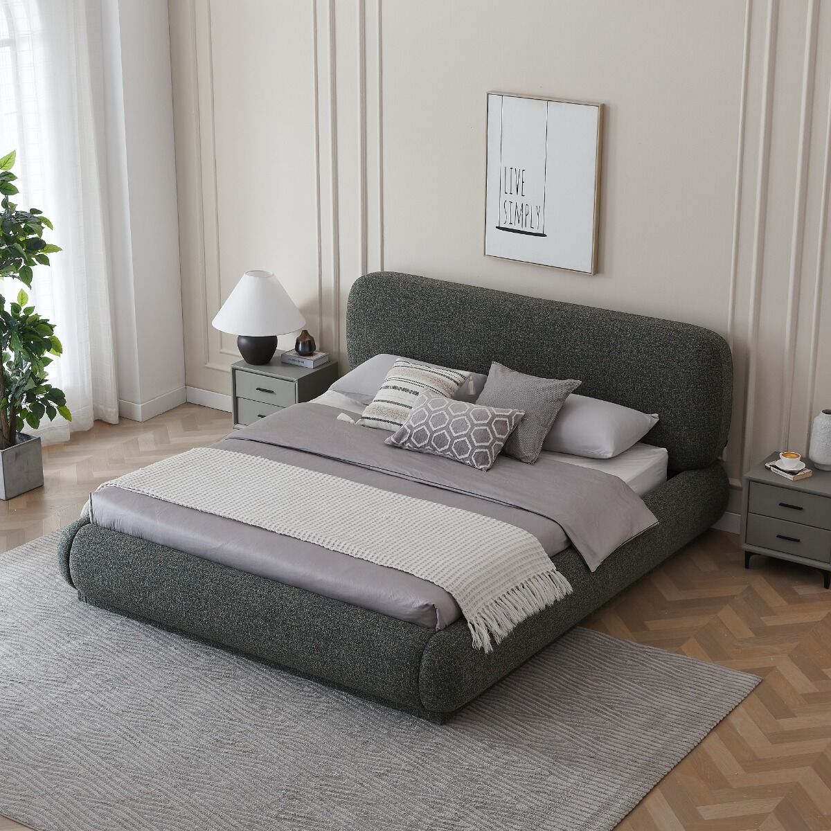 سرير كلاسّي راقي